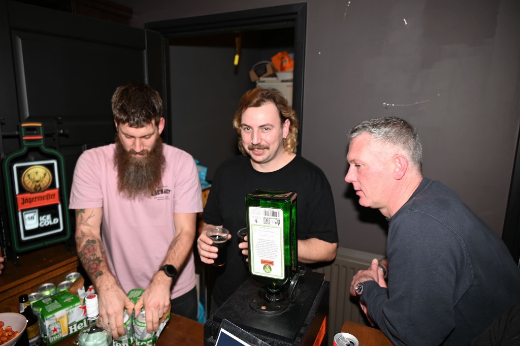 ../Images/10 jaar Ro's Barbershop 234.jpg